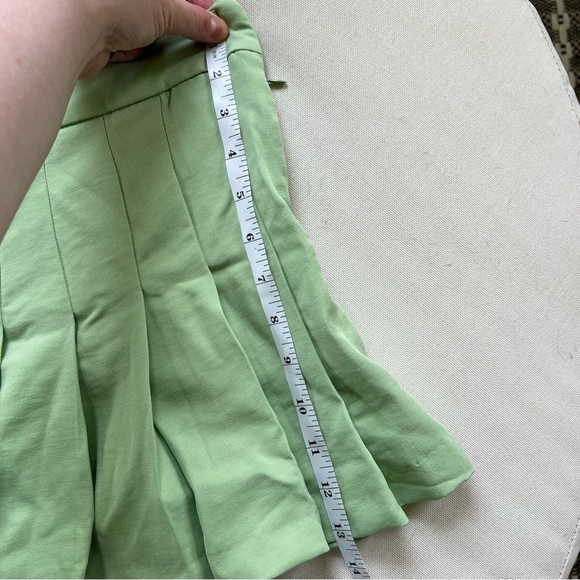 NWT ZARA Bloggers Fav Skort Light Green Tennis Mini Skirt Pleated Size Small - Picture 11 of 11